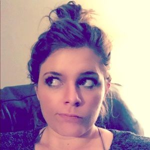 Meet your Posher, Carrie